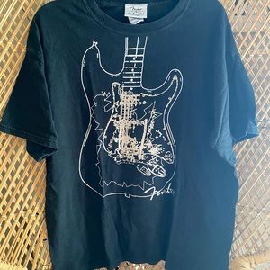 🎸FENDER Tee🎸